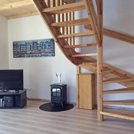 Feriehus Holiday Home Near Lake Arnowieckie, Cleaning Included *