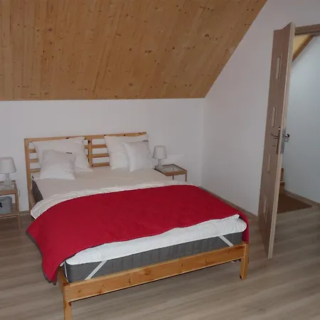 Holiday Home Near Lake Arnowieckie, Cleaning Included Nyaraló Lubkowo